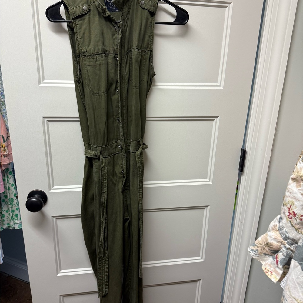 Abercrombie & Fitch Olive Green Sleeveless Utility Jumpsuit